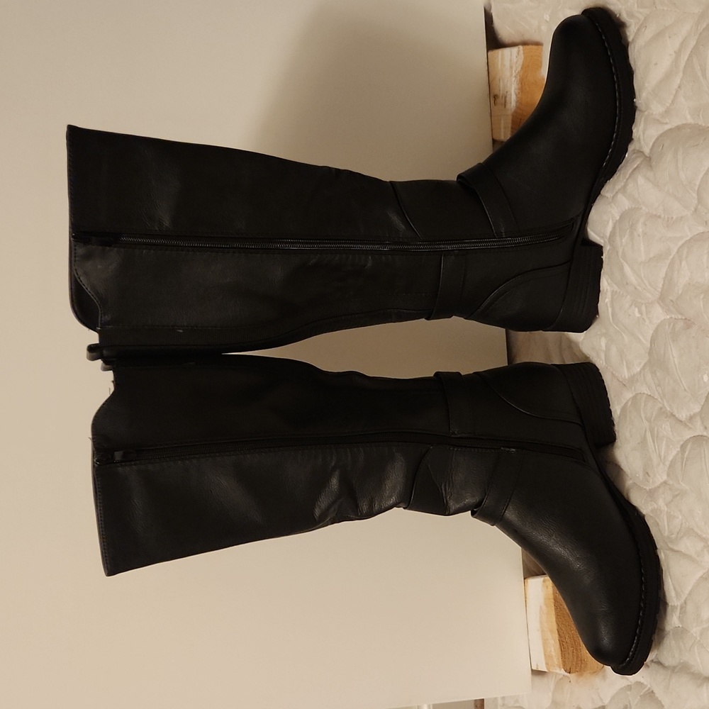 ✨️Brand New! Black Boots - Picture 3 of 6